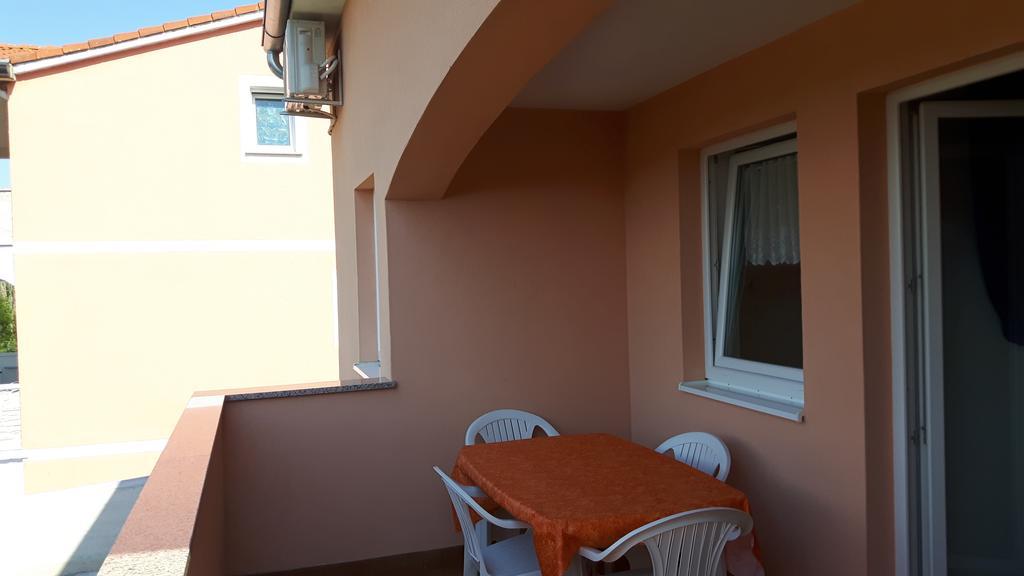 Apartment Ivan Poreč Extérieur photo